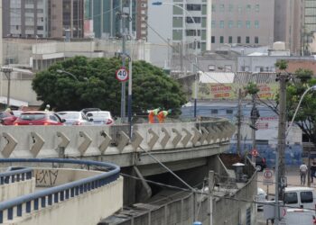 Obras interditam novo trecho do Viaduto Cury nesta segunda