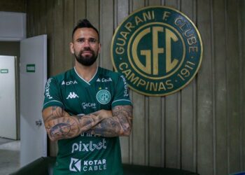 Zagueiro Leandro Castan é anunciado como reforço do Guarani- Foto: Thomaz Marostegan/Guarani FC