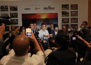 Evento marca lançamento do livro que celebra os 20 anos da RMC