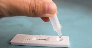 Autoteste de Covid começa a ser vendido em lojas físicas