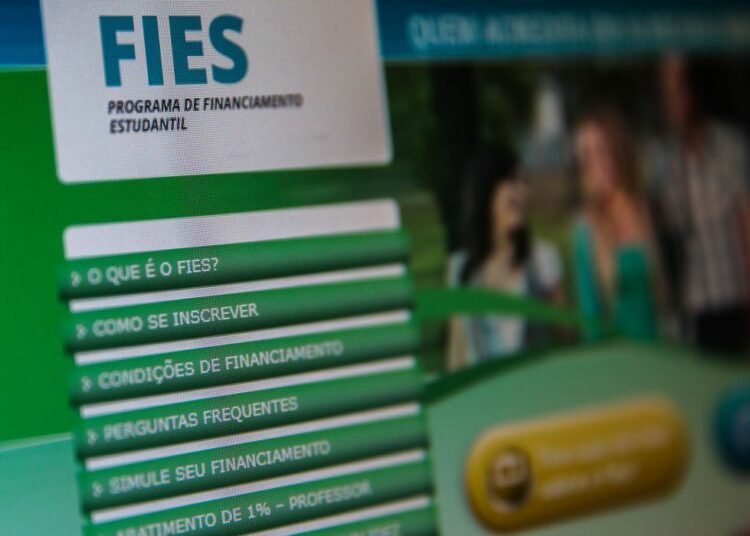 Hoje é o último dia para inscrição no Fies