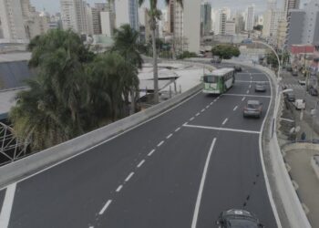 Viaduto Miguel Vicente Cury passou por remodelação: dispositivos de concreto, recapeamento e sinalização de trânsito. Foto: Divulgação/PMC