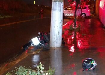 Acidente de trânsito deixa dois mortos durante a madrugada
