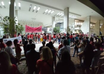 Assembleia autônoma reaizada na semana passada no saguão de entrada do prédio da Prefeitura de Campinas. Foto: Divulgação