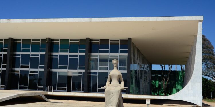 Fachada do STF em Brasília: julgamento sobre decreto começou dia 7 de abril e terminou hoje  com voto de Fux - Foto: Marcello Casal/Agência Brasil