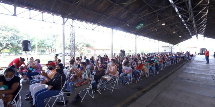 Cerca de 37% das famílias beneficiadas não retiraram o Cartão Nutrir