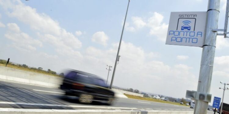Governo de SP instala projeto-piloto de pedágio free flow na Ayrton Senna