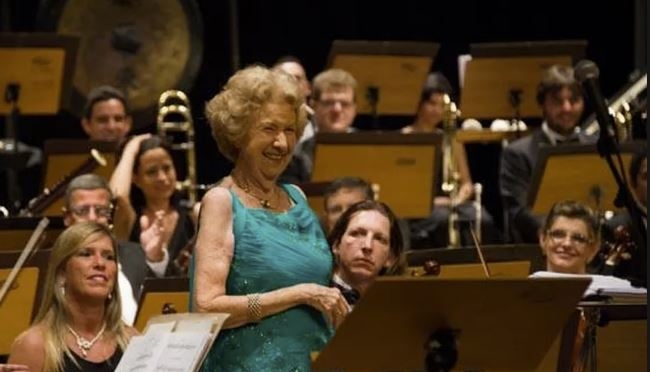 Morre Niza Tank, 91, maior intérprete de Carlos Gomes