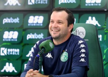 Perto de completar um ano no Guarani, Daniel Paulista diz estar “mais preparado”