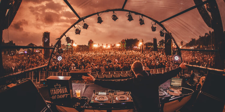 XXXPERIENCE agita Itu neste sábado com megafestival de música eletrônica