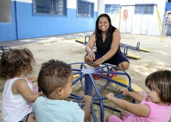Agente de Educação Infantil: prazo para se inscrever no concurso da Prefeitura de Campinas vai até 16 de maio - Foto: Divulgação