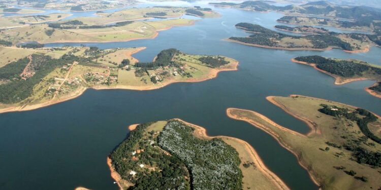 Cantareira tem hoje um volume de água equivalente a 45,3% da capacidade total de armazenagem. Foto: Alesp/Divulgação