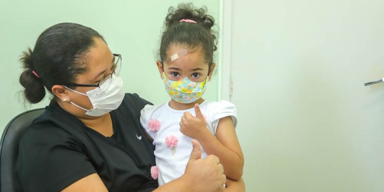 Secretaria de Saúde de Vinhedo realiza o Dia D de Vacinação contra gripe, sarampo e Covid-19 no próximo sábado - Foto: Divulgação/Prefeitura de Vinhedo