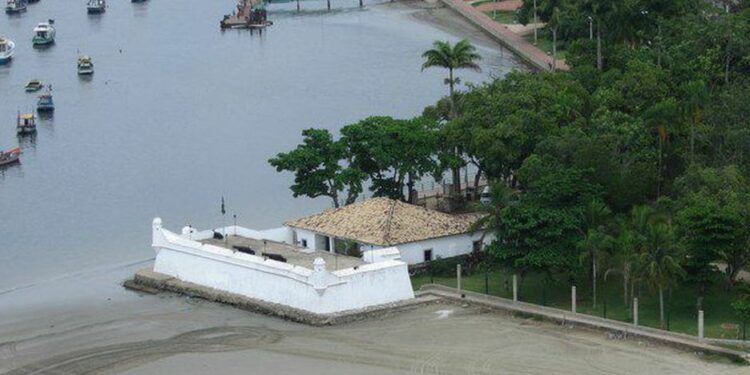 A prefeitura de Santos (SP) informou que os ventos fortes que atingem a região costeira - Foto: Victor Hugo Mori /Via Agência Brasil
