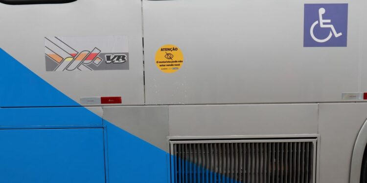 Operação ficou mais uma vez comprometida por conta do impedimento de saída de ônibus da garagem das empresas VB1 (área azul claro), VB3 (área verde) e Campibus (área vermelha) Foto: Divulgação