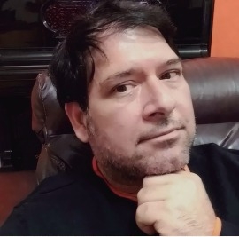 Artigo: Eu acredito no livro! – por Luiz Vadico