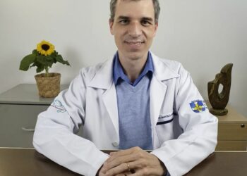 O cirurgião do aparelho digestivo e endoscopista Marcelo Amade Camargo: mudanças no estilo de ida são muito importantes Foto: Divulgação