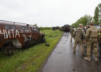 Forças russas avançam no Leste da Ucrânia; combates de rua se intensificam