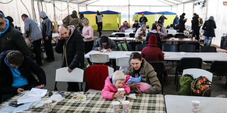 Deslocados internos em um centro de recepção em Zaporizhzhia, na Ucrânia - Foto: Unicef/ Kate Klochko/ONU News