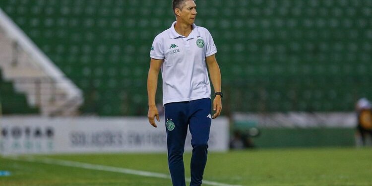 Ben-Hur Moreira, técnico interino do Guarani. Foto: Thomaz Marostegan/Guarani FC