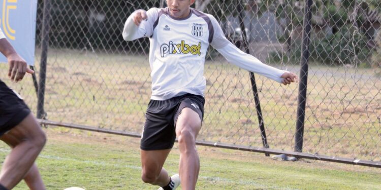 Emprestado pelo Corinthians até o fim da temporada, Fessin está prestes a completar um ano como jogador da Ponte. Foto: Diego Almeida/PontePress