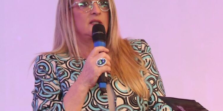 Adriana Flosi, presidente da Acic: "conteúdos abordados vão auxiliar os tomadores de decisões a agir de maneira mais assertiva" - Foto: Divulgação
