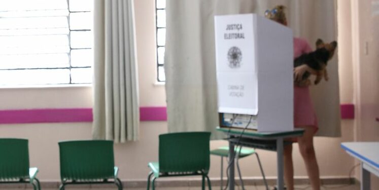 Cresce 177% total de eleitores abaixo de 18 anos em Campinas