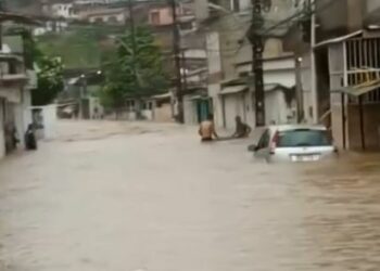 Chuvas e deslizamentos causam mais de 30 mortes no Grande Recife