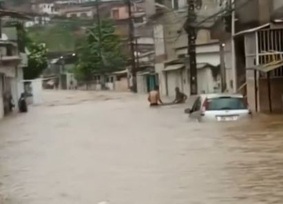 Chuvas e deslizamentos causam mais de 30 mortes no Grande Recife