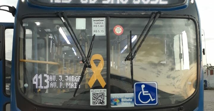 Os ônibus do transporte urbano de Campinas exibirão o laço alusivo à campanha. Foto: Divulgação