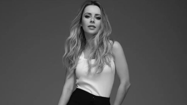 Sandy anuncia nova turnê; pré-estreia do show é na região