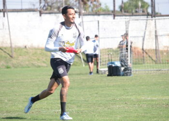 Na luta contra o rebaixamento, Ponte Preta recebe o Sampaio Corrêa