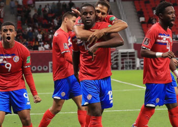 Comemoração da Costa Ricardo após o gol que garantiu a vitória por 1 a 0. Foto: Reprodução