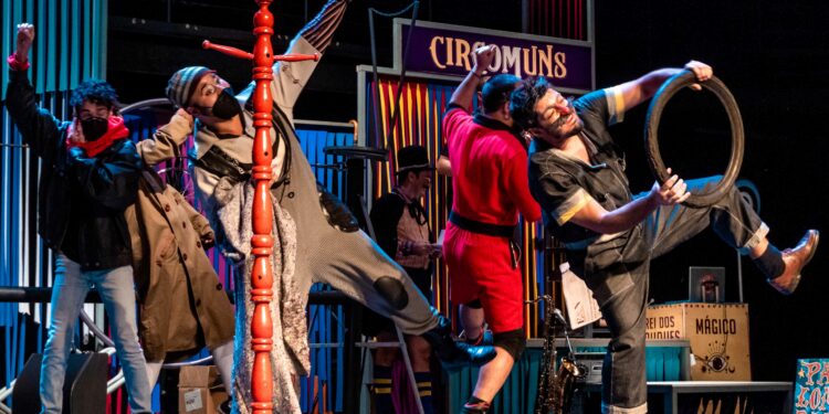 Circomuns - Circo Teatro Palombar - terá apresentação no Sesi Amoreiras. Foto: Carlos Goff/Divulgação