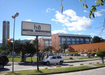 Hospital Universitário Polydoro Ernani de São Thiago, onde foi realizado o procedimento. Foto: Divulgação/HU