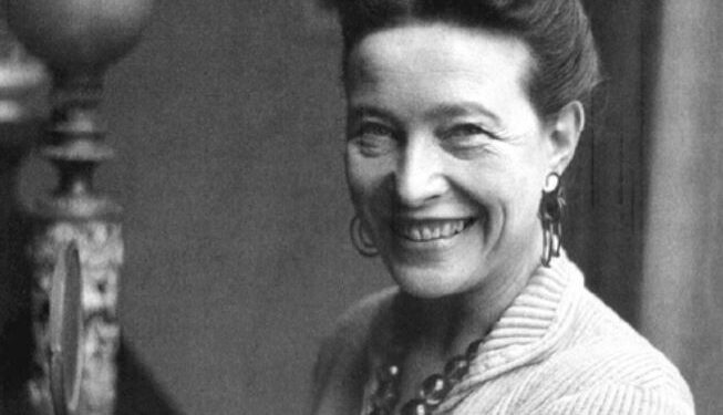A escritora Simone de Beauvoir - Foto: Reprodução