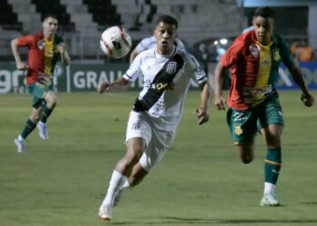 A Ponte Preta criou poucas oportunidades de gol na partida. Fotos: PontePress/Alvaro Jr.