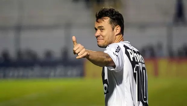 Renato Cajá marcou um dos três gols da última vitória da Ponte Preta sobre o Vila Nova, em 2014. Foto: Ponte Press/Álvaro Jr.
