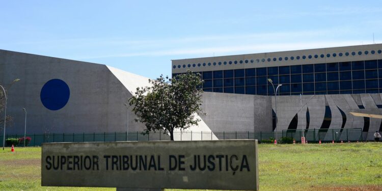 Fachada do edifício sede do  Superior Tribunal de Justiça (STJ): decisão muda jurisprudência que era seguida por alguns tribunais. Foto: Marcello Casal/Agência Brasil