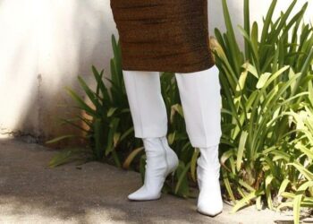 Famosas já aderiram a tendência da bota branca e off-white - Foto: Reprodução/Instagram