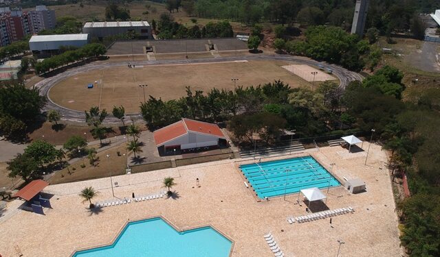 Vista das piscinas do Sesi-Campinas Santos Dumont: abertura de inscrições para atividades nas férias - Foto: Divulgação