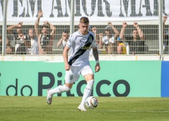 Nicolas busca vencer disputa por parceiro ideal de Lucca no ataque