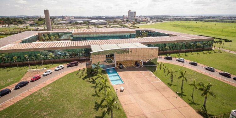 Emprega Paulínia tem 200 vagas em telemarketing