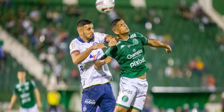 Lucão do Break está fora do duelo desta quinta-feira, com o Sport. Fotos: Thomaz Marostegan/Guarani FC
