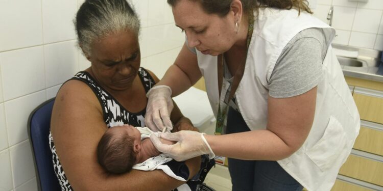 A vacinação com a BCG é recomendada logo após o nascimento. Foto: Divulgação