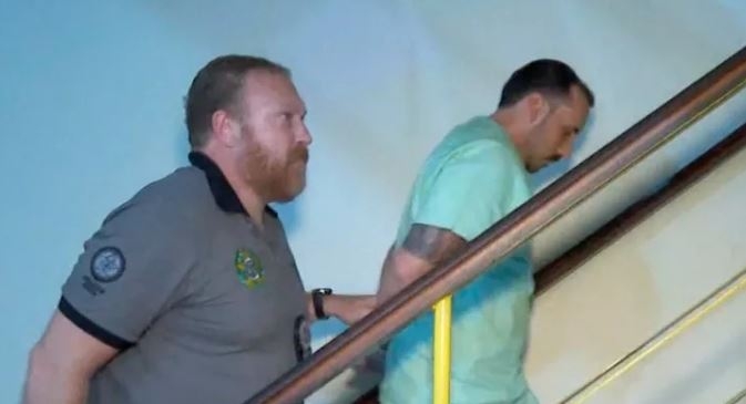 Médico é preso por estupro durante cesariana