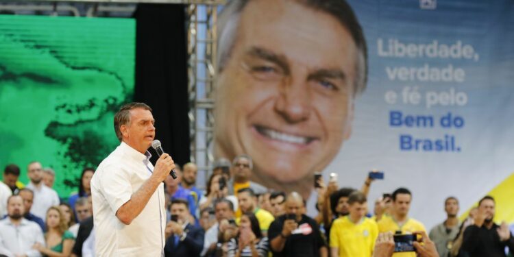 O presidente Jair Bolsonaro fala durante a convenção nacional do Partido Liberal (PL), no estádio do Maracanãzinho, no Rio de Janeiro. Foto:  Tomaz Silva/Agência Brasil