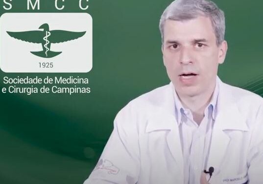 O cirurgião do aparelho digestivo e endoscopista, Marcelo Amade Camargo: orientações - Foto: Reprodução/vídeo SMCC
