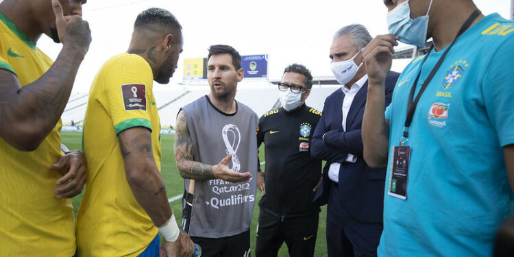 Questões sanitárias envolvendo a Covid suspenderam o duelo entre Brasil e Argentina. Foto: Lucas Figueiredo/CBF