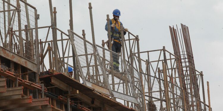 Trecho da Rua Barão de Parnaíba terá bloqueio viário no sábado e domingo